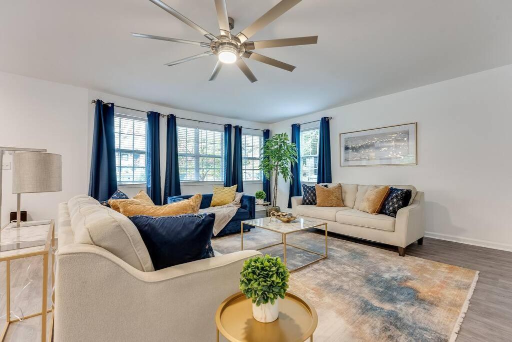 Luxury Atlanta Home - Self Check-In Pet Friendly Free Parking المظهر الخارجي الصورة