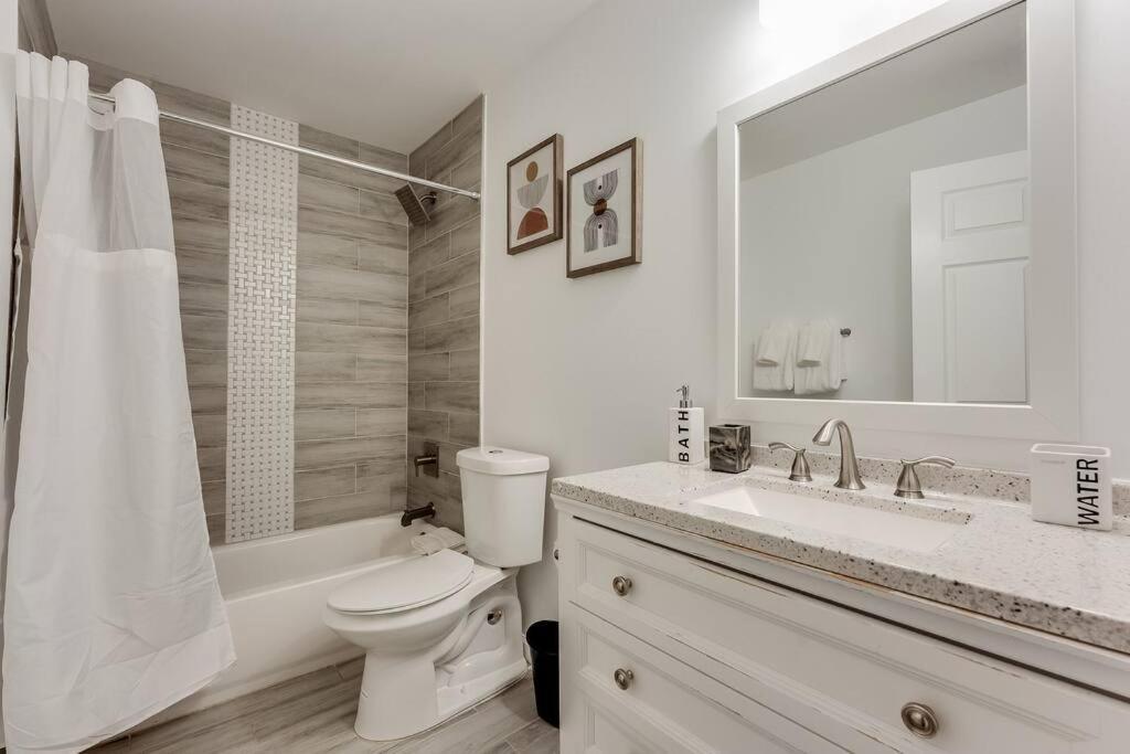 Luxury Atlanta Home - Self Check-In Pet Friendly Free Parking المظهر الخارجي الصورة