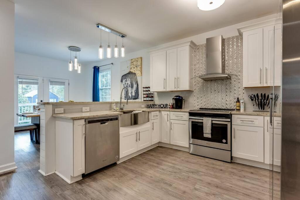 Luxury Atlanta Home - Self Check-In Pet Friendly Free Parking المظهر الخارجي الصورة