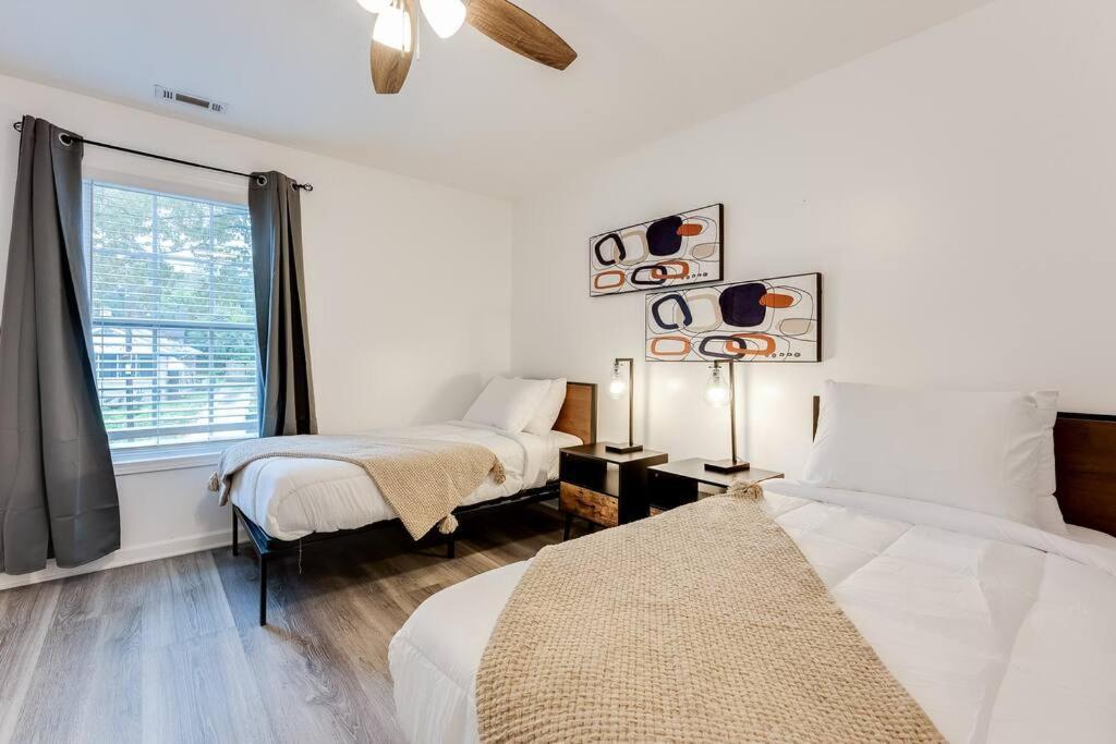 Luxury Atlanta Home - Self Check-In Pet Friendly Free Parking المظهر الخارجي الصورة