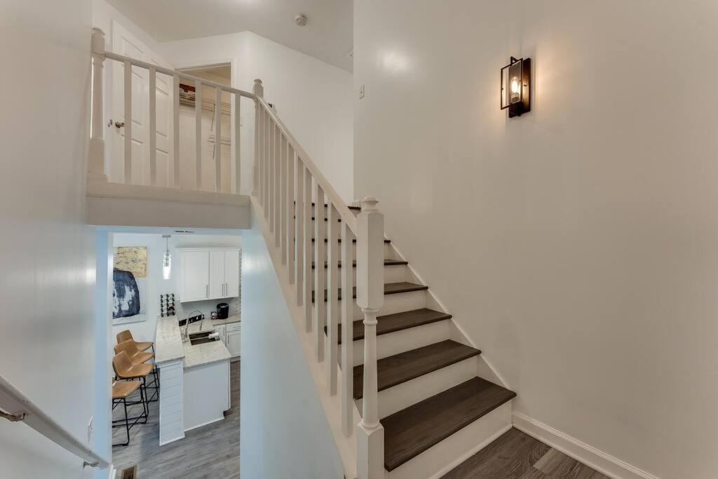 Luxury Atlanta Home - Self Check-In Pet Friendly Free Parking المظهر الخارجي الصورة
